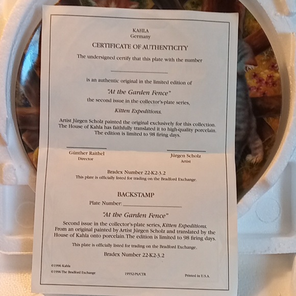 The Bradford Exchange Porcelain Plates (3 Plates) - Picture 8 of 13